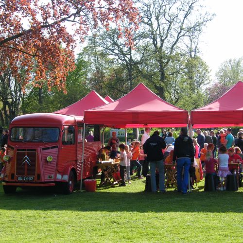 Betovering-buiten: pop-up festival
